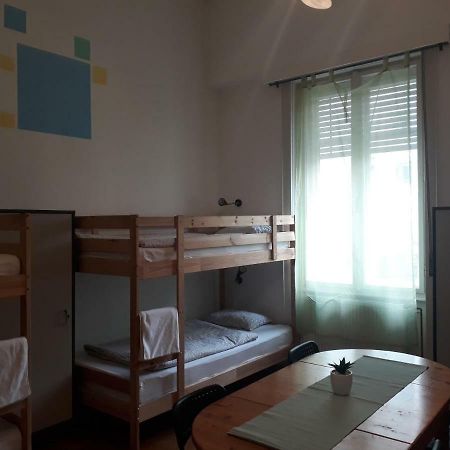 East Side Hostel Budapest Eksteriør billede